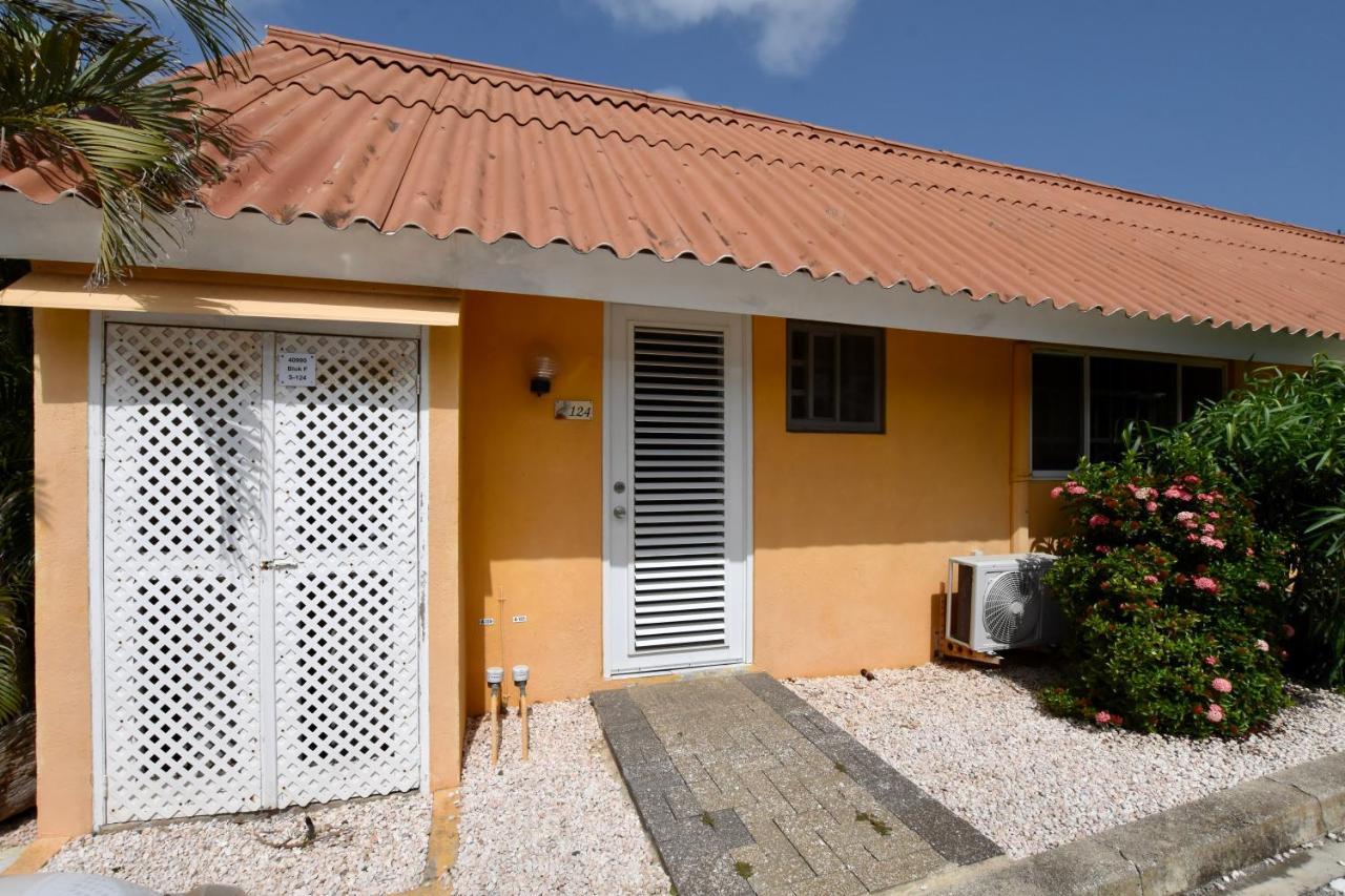 Seru Coral Apartment Willemstad Eksteriør bilde